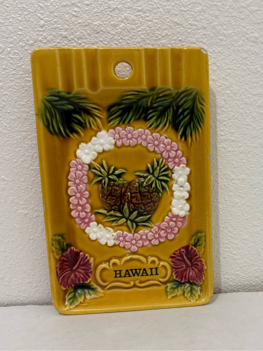 Ceramic Ashtray  Trinket Hawaii 4.5x7" Pineapple Hibiscus Flowers Lei Kitschy